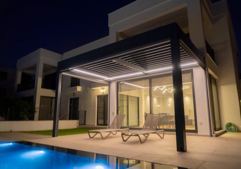 Installation de pergolas à MONETEAU : guide pour un résultat parfait